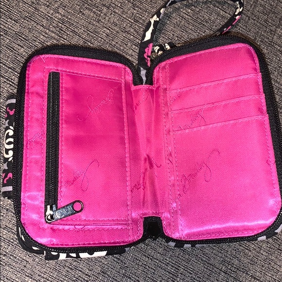 Vera Bradley Smartphone Wristlet - Picture 2 of 3